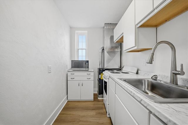 5900 Babcock Blvd 64, Ross Twp, PA 15237