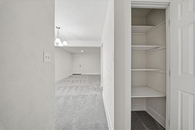 5900 Babcock Blvd 64, Ross Twp, PA 15237