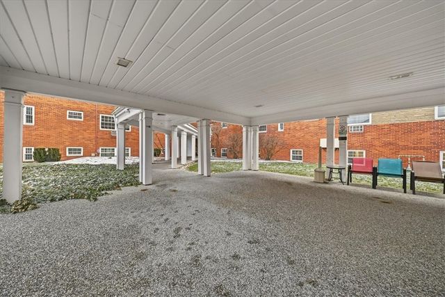 5900 Babcock Blvd 64, Ross Twp, PA 15237