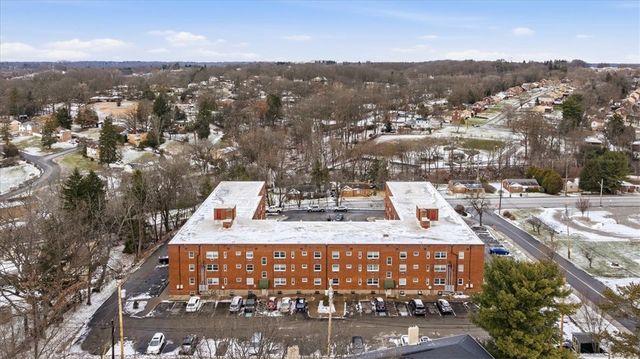 5900 Babcock Blvd 64, Ross Twp, PA 15237