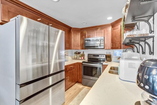 7392 Tooma Street 200, San Diego, CA 92139