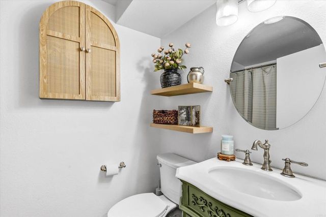 7392 Tooma Street 200, San Diego, CA 92139