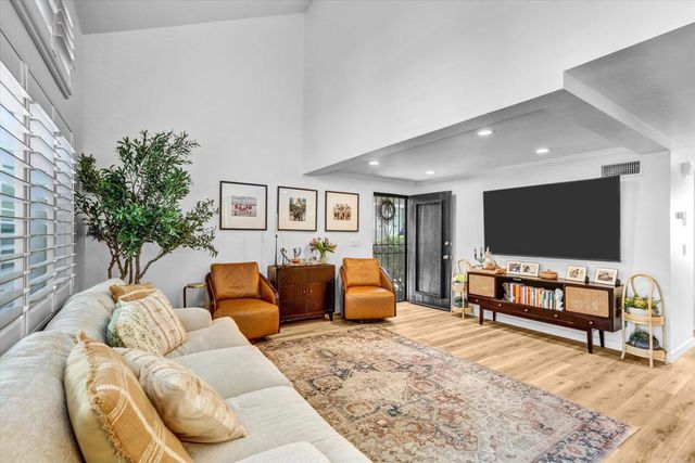 7392 Tooma Street 200, San Diego, CA 92139