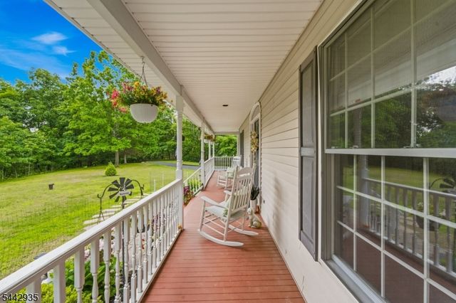 6 Dales Crossing, Wantage Twp., NJ 07461