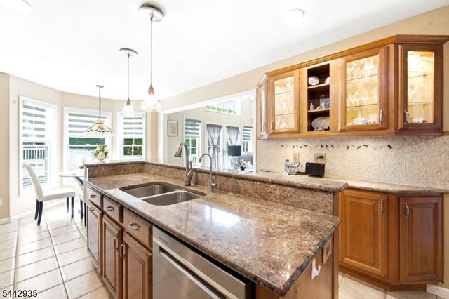 6 Dales Crossing, Wantage Twp., NJ 07461