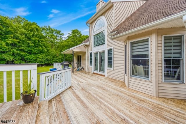 6 Dales Crossing, Wantage Twp., NJ 07461