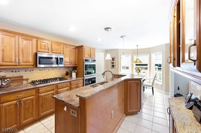 6 Dales Crossing, Wantage Twp., NJ 07461