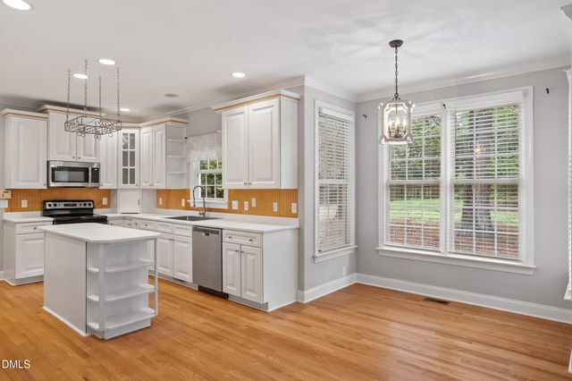 3304 Drexel Hill Court, Apex, NC 27539