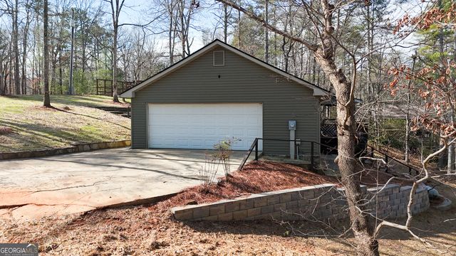 499 Old Deer Path Way, Cleveland, GA 30528