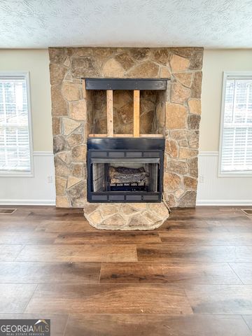 499 Old Deer Path Way, Cleveland, GA 30528