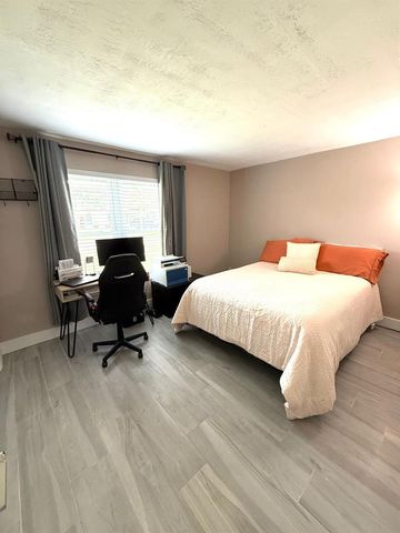 9340 NW 21ST Manor, Sunrise, FL 33322