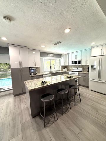 9340 NW 21ST Manor, Sunrise, FL 33322