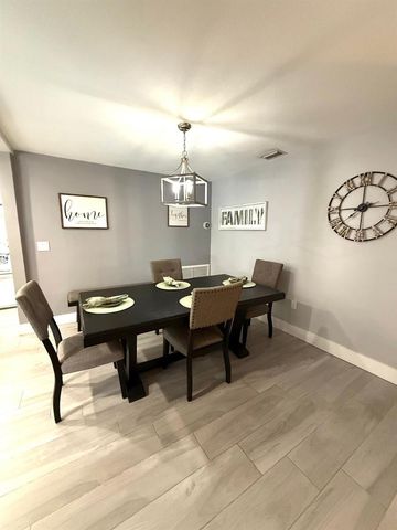 9340 NW 21ST Manor, Sunrise, FL 33322