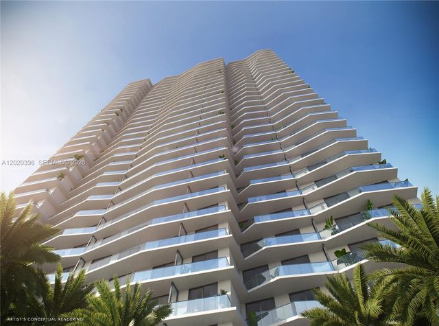 77 SE 5th St 1910, Miami, FL 33131