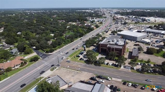 201 Stanly Street, Victoria, TX 77904