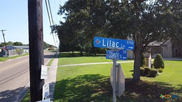 201 Stanly Street, Victoria, TX 77904