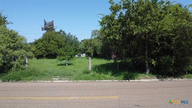 201 Stanly Street, Victoria, TX 77904