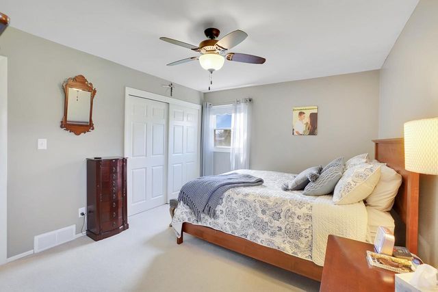 W332N5447 Solveson DRIVE, Nashotah, WI 53058