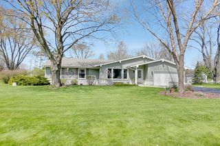 W332N5447 Solveson DRIVE, Nashotah, WI 53058