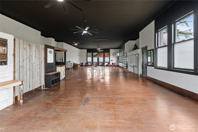 50208 Mountain Highway E, Eatonville, WA 98328