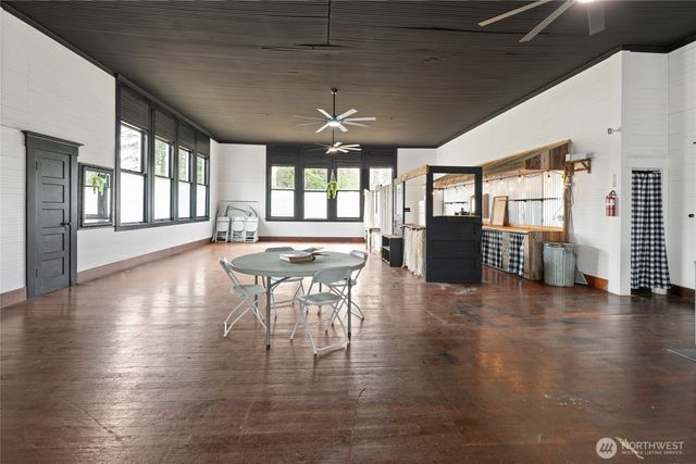 50208 Mountain Highway E, Eatonville, WA 98328