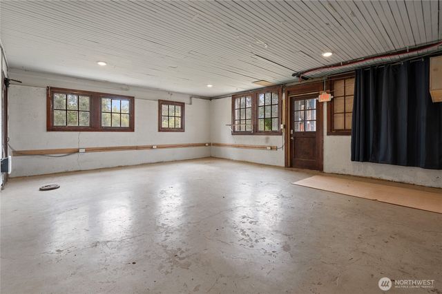 50208 Mountain Highway E, Eatonville, WA 98328