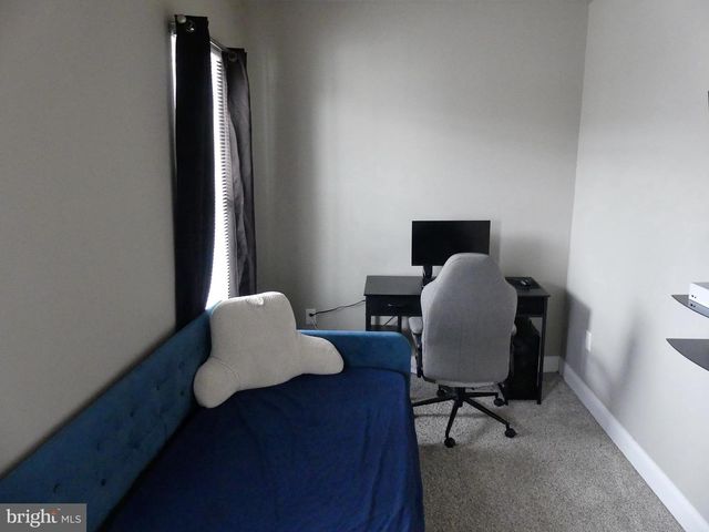 117 E LOCUST ST, Fleetwood, PA 19522