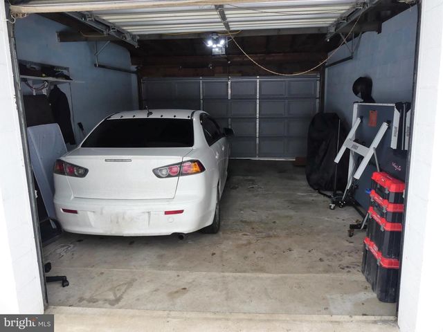 117 E LOCUST ST, Fleetwood, PA 19522