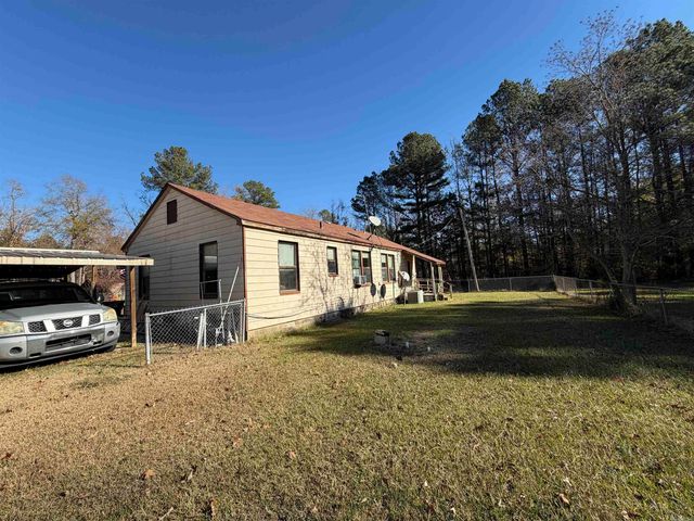 9210 Henderson Road, Pine Bluff, AR 71603