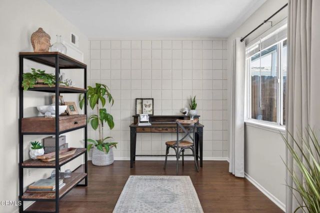 20 W Fiesta Green, Port Hueneme, CA 93041