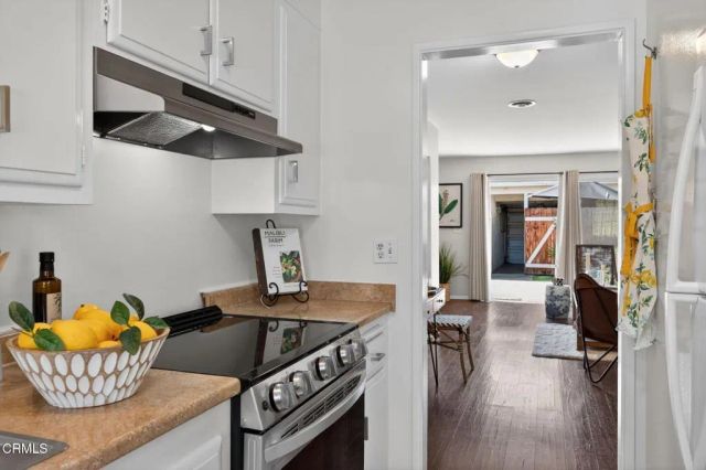 20 W Fiesta Green, Port Hueneme, CA 93041