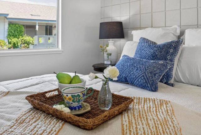 20 W Fiesta Green, Port Hueneme, CA 93041