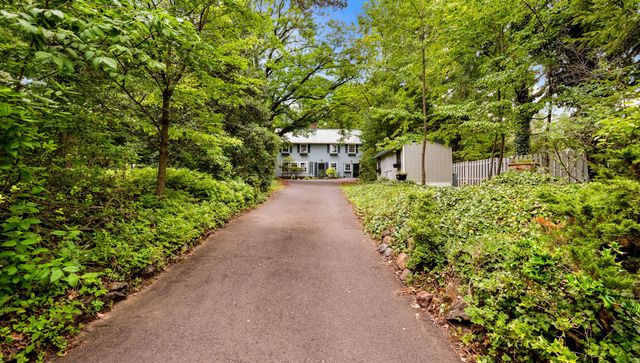 218 FROST LN, Newtown, PA 18940