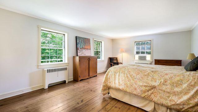 218 FROST LN, Newtown, PA 18940