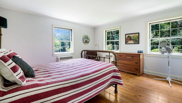 218 FROST LN, Newtown, PA 18940