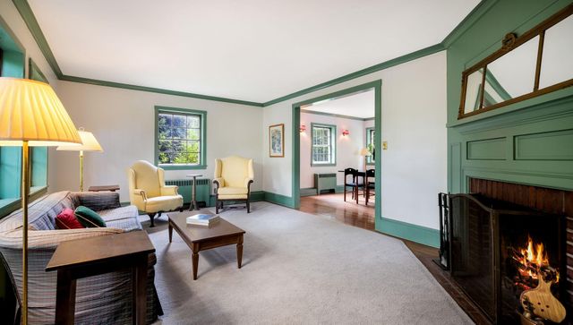 218 FROST LN, Newtown, PA 18940