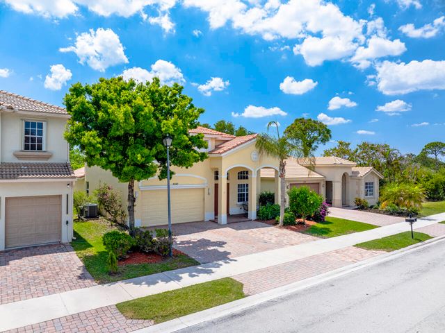 5040 SE Graham Drive, Stuart, FL 34997