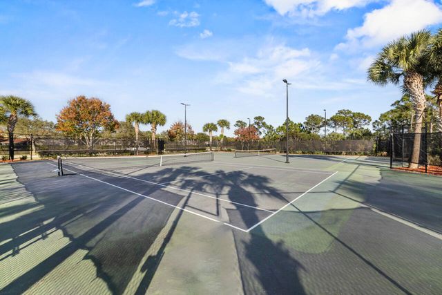 5040 SE Graham Drive, Stuart, FL 34997