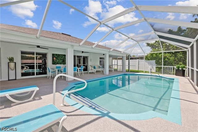 1801 Everest PKWY, Cape Coral, FL 33904