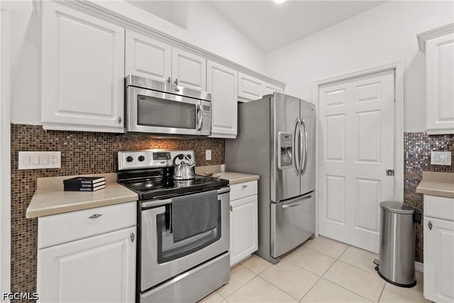 1801 Everest PKWY, Cape Coral, FL 33904