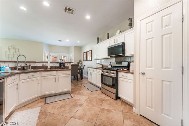 3765 Hollycroft Drive, North Las Vegas, NV 89081