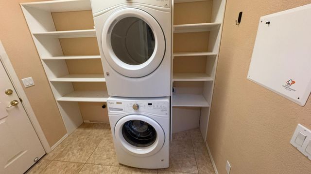 2101 S Yellow Wood 45, Mesa, AZ 85209