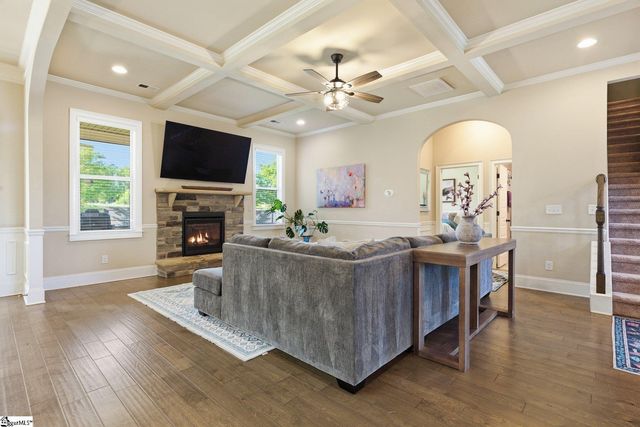 200 Greengate Way, Simpsonville, SC 29682