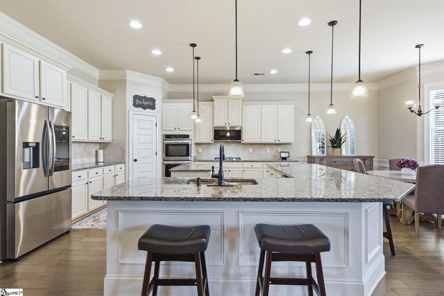 200 Greengate Way, Simpsonville, SC 29682