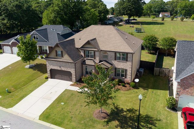 200 Greengate Way, Simpsonville, SC 29682