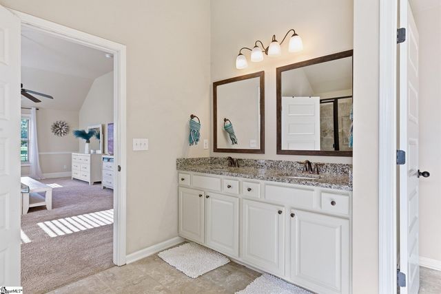 200 Greengate Way, Simpsonville, SC 29682