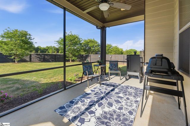 200 Greengate Way, Simpsonville, SC 29682