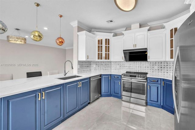 15891 NW 15th Ct, Pembroke Pines, FL 33028
