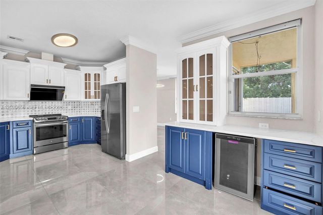 15891 NW 15th Ct, Pembroke Pines, FL 33028