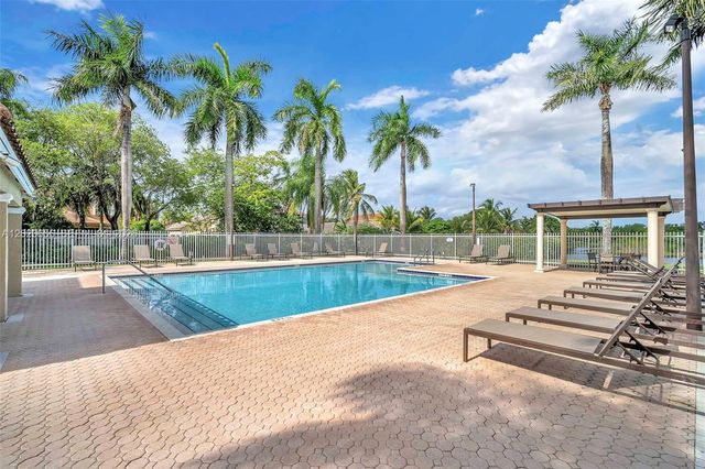 15891 NW 15th Ct, Pembroke Pines, FL 33028
